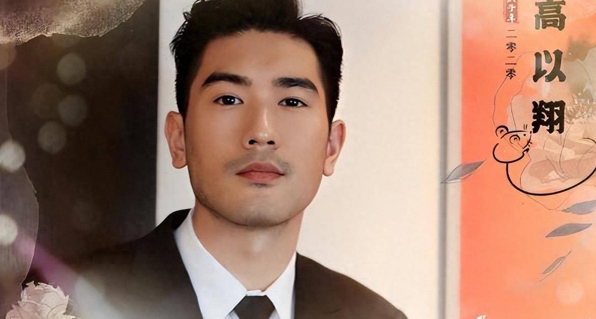 高以翔女友吸粉40万,发布音乐获得成功,和妈妈分享合影照_bella_单曲