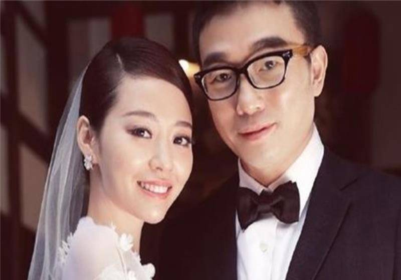 众所周知,张靓颖的现任男友,其实在几年之前还参加过自己的婚礼,并且