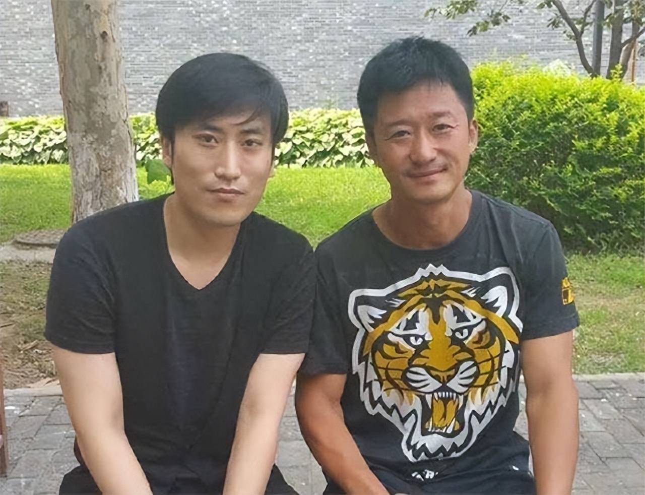 身家过亿的富二代:赵玉田直播卖月饼,遭网友嘲讽"活不起"_吴云飞_梦想