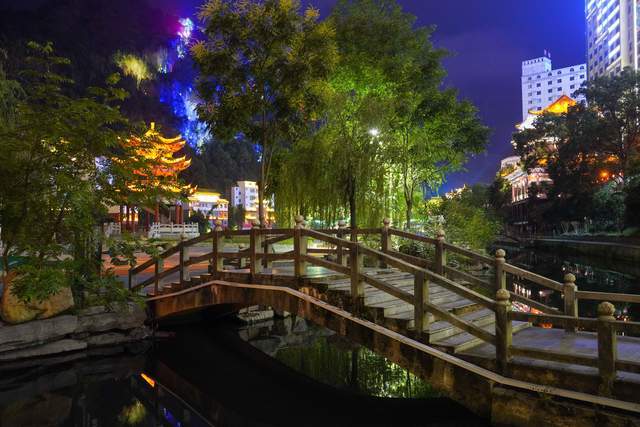 桂林资江源头,有个被低估的打卡胜地,夜景可媲美乌镇灯河造景_文化