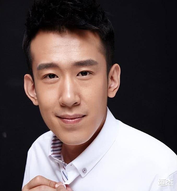 "大长脸"男星我只服这9位,去年一滴相思泪,今年才流到嘴边?