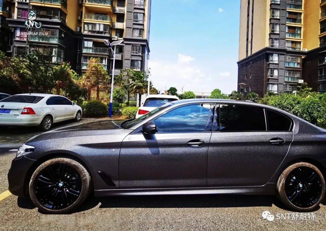 舒耐特【重金属超亮石墨灰】,酷炸暴徒,氛围感满满~_搜狐汽车_搜狐网