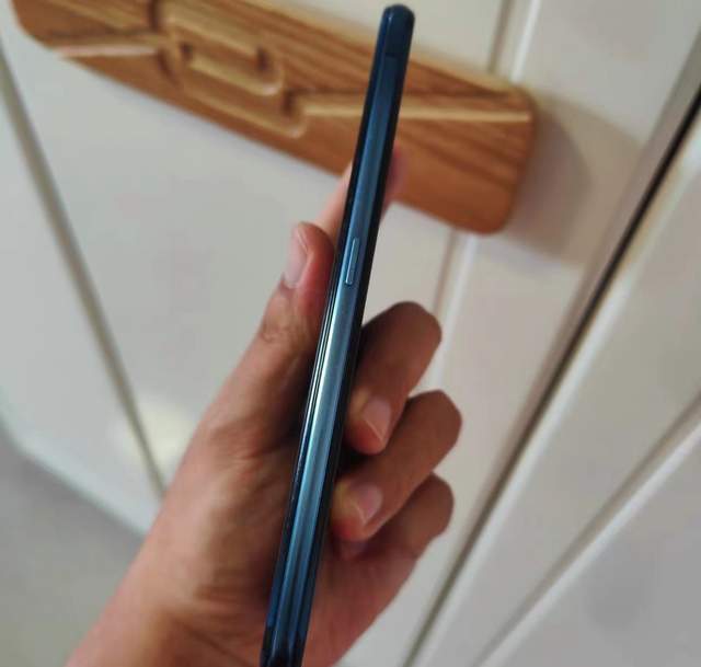 骁龙845 10g的"备用神机",二手250元性价比捅破天_vivo_手机_内存