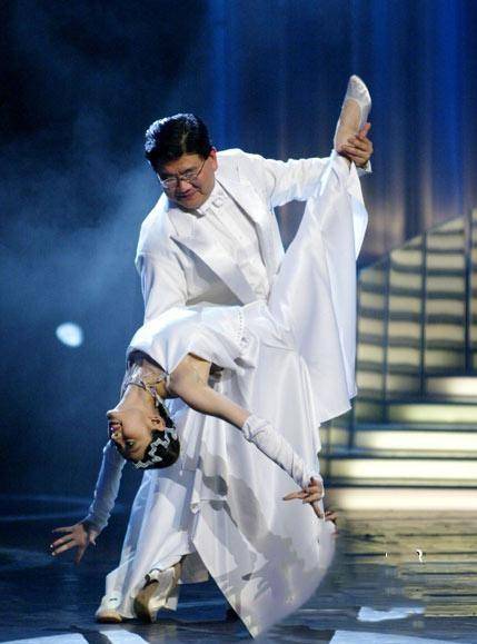 主持人,演员,写作者,国脸主持曹可凡,在不同领域中切换着身份_上海