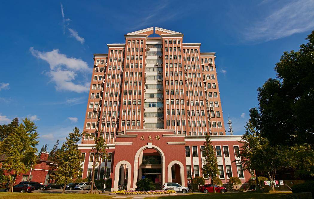 2023我国热门大学的"八大梯队",国科大居第一队,兰大在第三队_高校