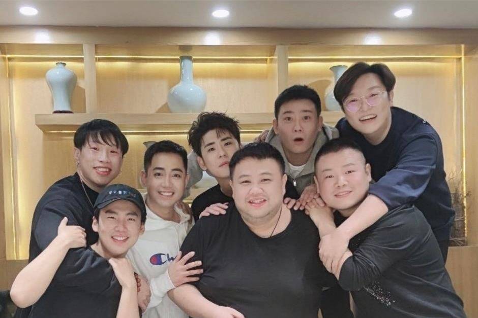 德云社西安首场演出结束,演员晒照引热议,三哥的票房得到保证_观众_阎
