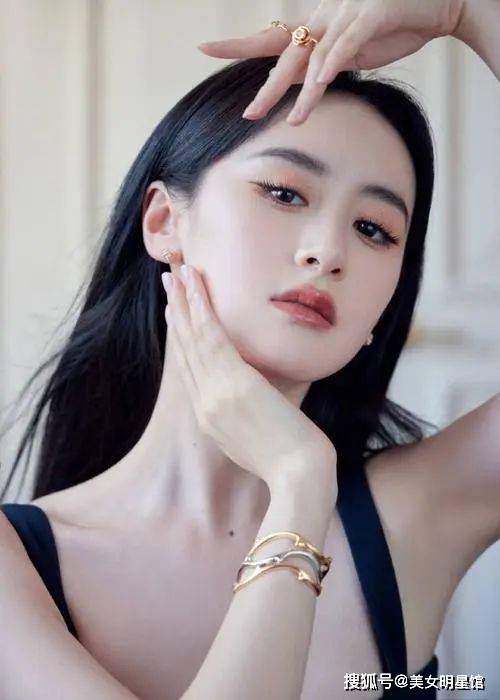 31岁袁冰妍,身材真绝好心动!_时尚_女神_外貌