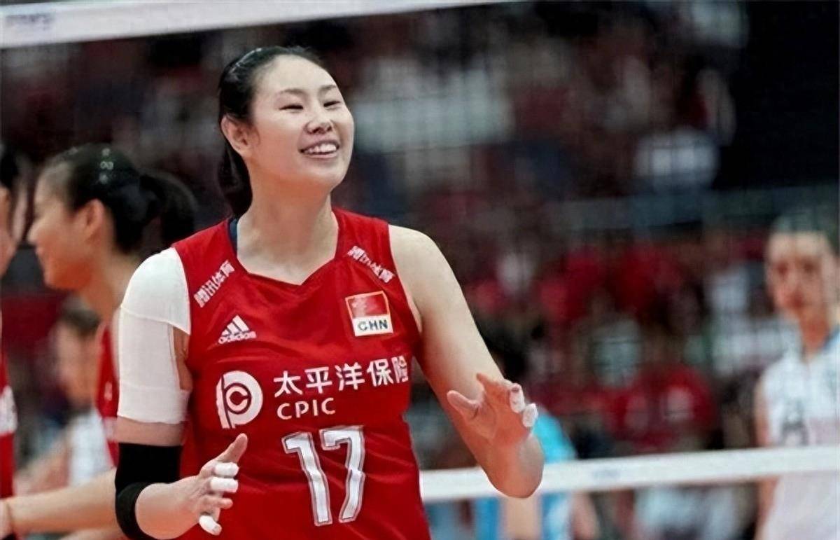 退役后的颜妮在做啥?