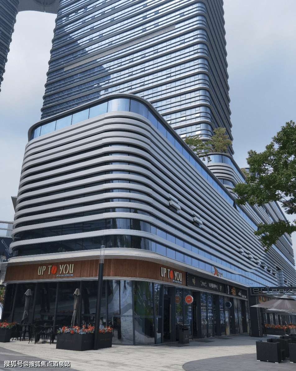 珠海融创新兴际华财富广场商铺【首页网站】售楼处电话【营销中心】24