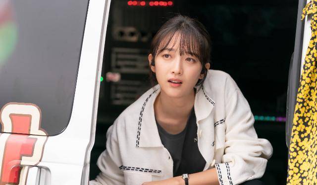 而结束了《模范出租车2》的拍摄后,表艺珍也迎来了