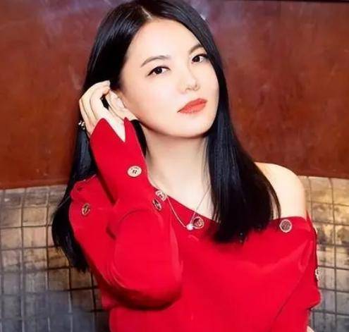 李湘减肥秘籍：如何保持前凸后翘的完美身材，远离三高慢性疾病