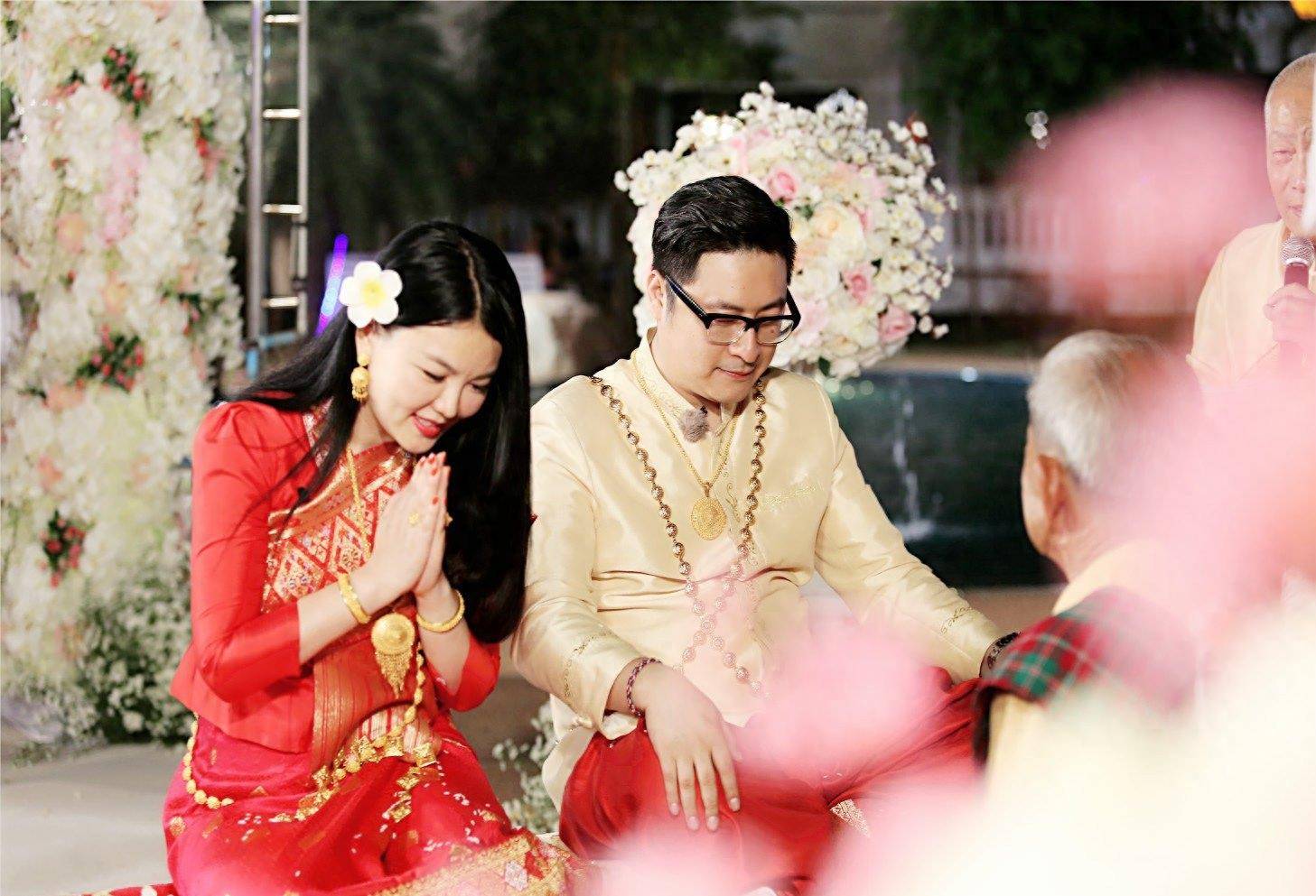 "锤毁",却只能选择原谅的明星嫂子们,太不容易了_秋瓷炫_陶虹_徐峥