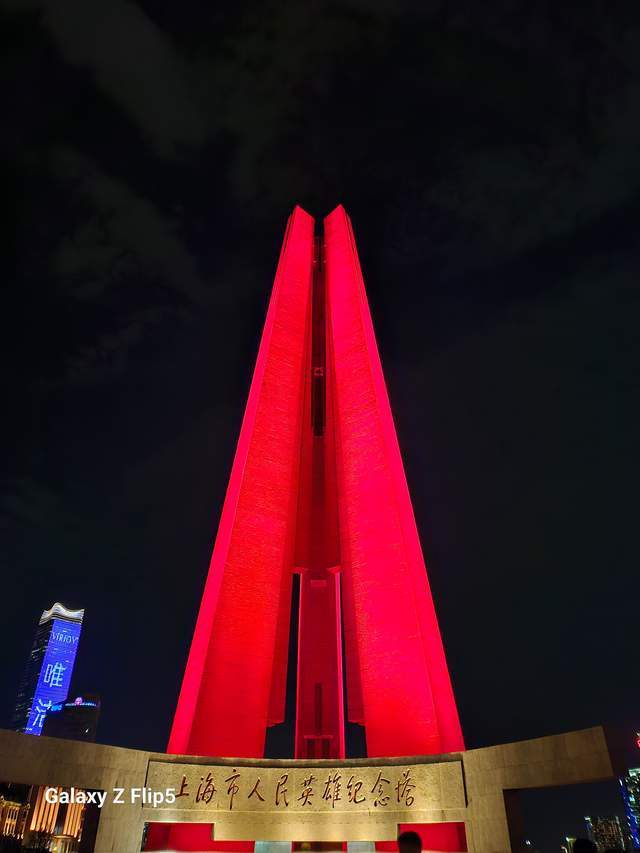 体验完三星 Galaxy Z Flip 5，终于明白翻盖折叠屏为何能俘获女性芳心