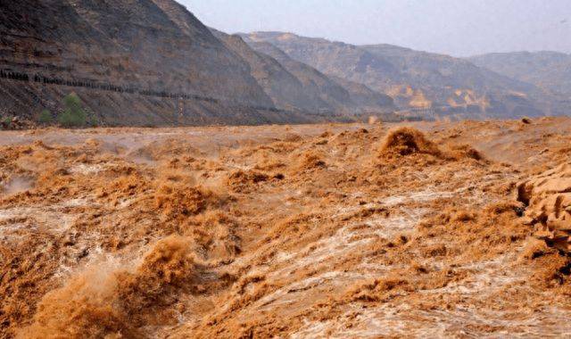 黄河高出地面10米,已是"悬河"!为什么不清理河底泥沙呢?