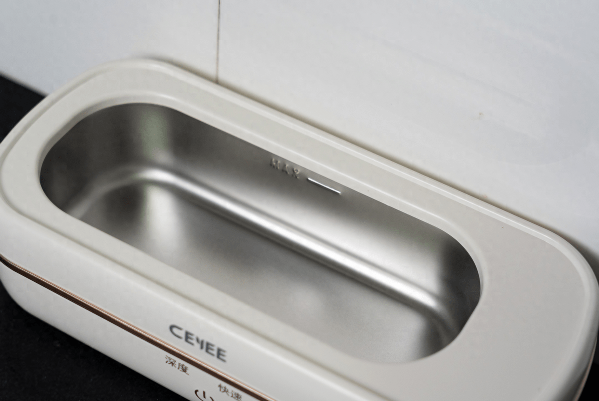 清洁更具杀菌，希亦超声波清洗机带来便捷高效清洁体验