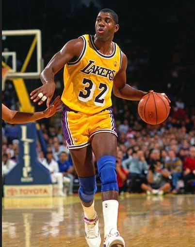 这5位"胖子"球员展现统治力:谁说没腹肌打不了nba?_进攻_身材_能力