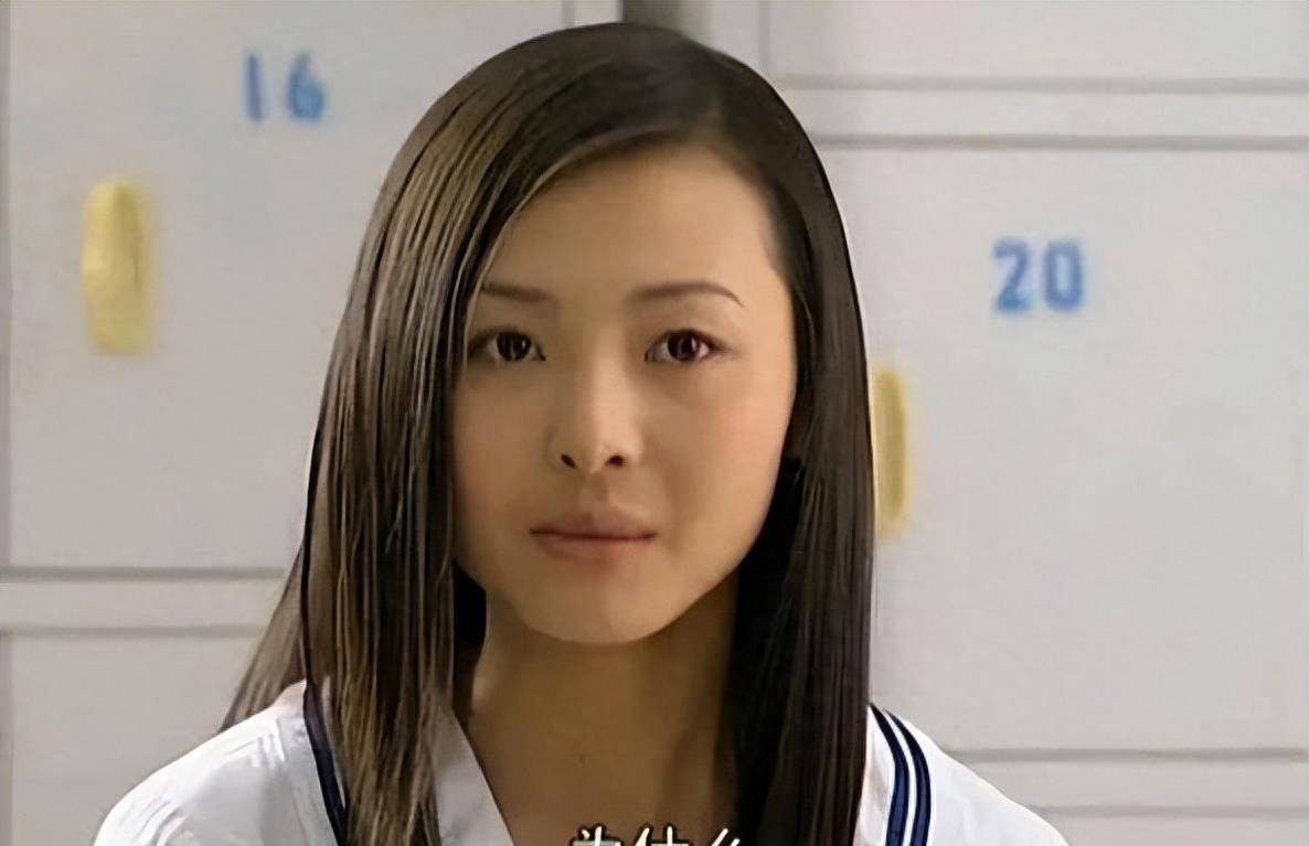 当年光顾看蓝菲琳了,现在回看,女配也全是颜值界良心啊