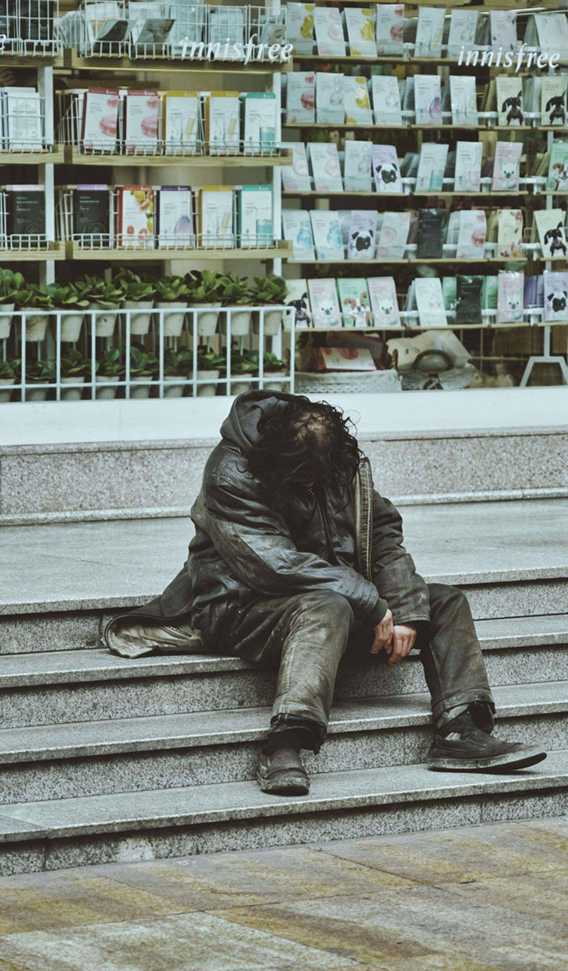 2004年,安徽少年借北京阿姨20元,18年后千里来报恩