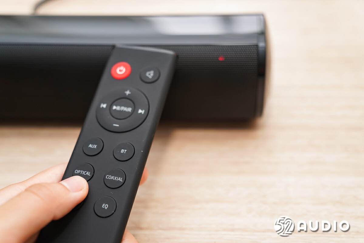 jbl j100电视回音壁评测:为电视而生,居家也有影院级听感_遥控器_产品