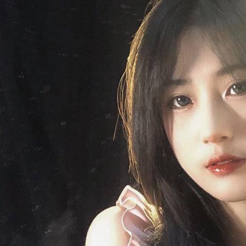 璟美国际:皱纹的形成和多因素有关,比如遗传,年龄,护肤习惯等_笑容