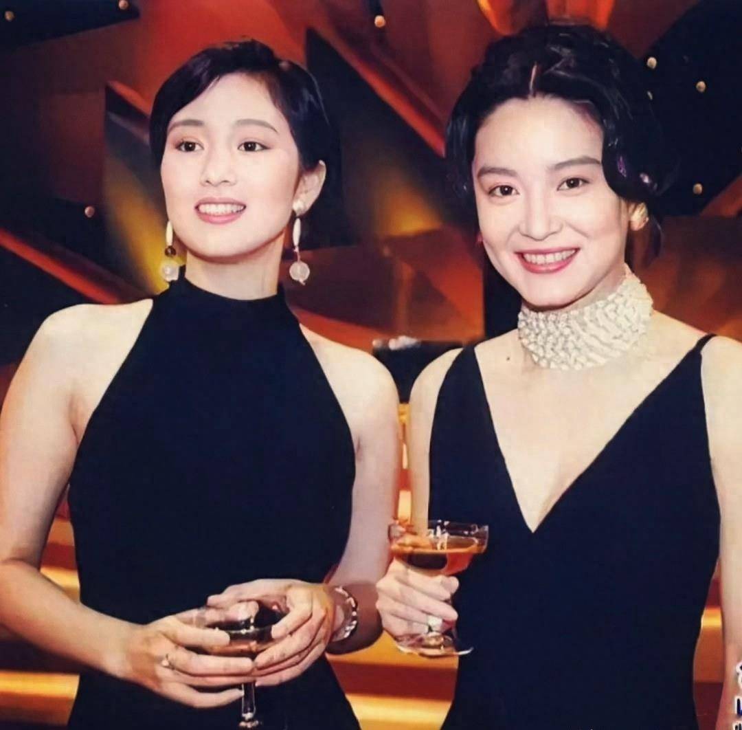 林青霞和巩俐,是谁成全了谁?人家早就"在一起"了_作品_美女_身高