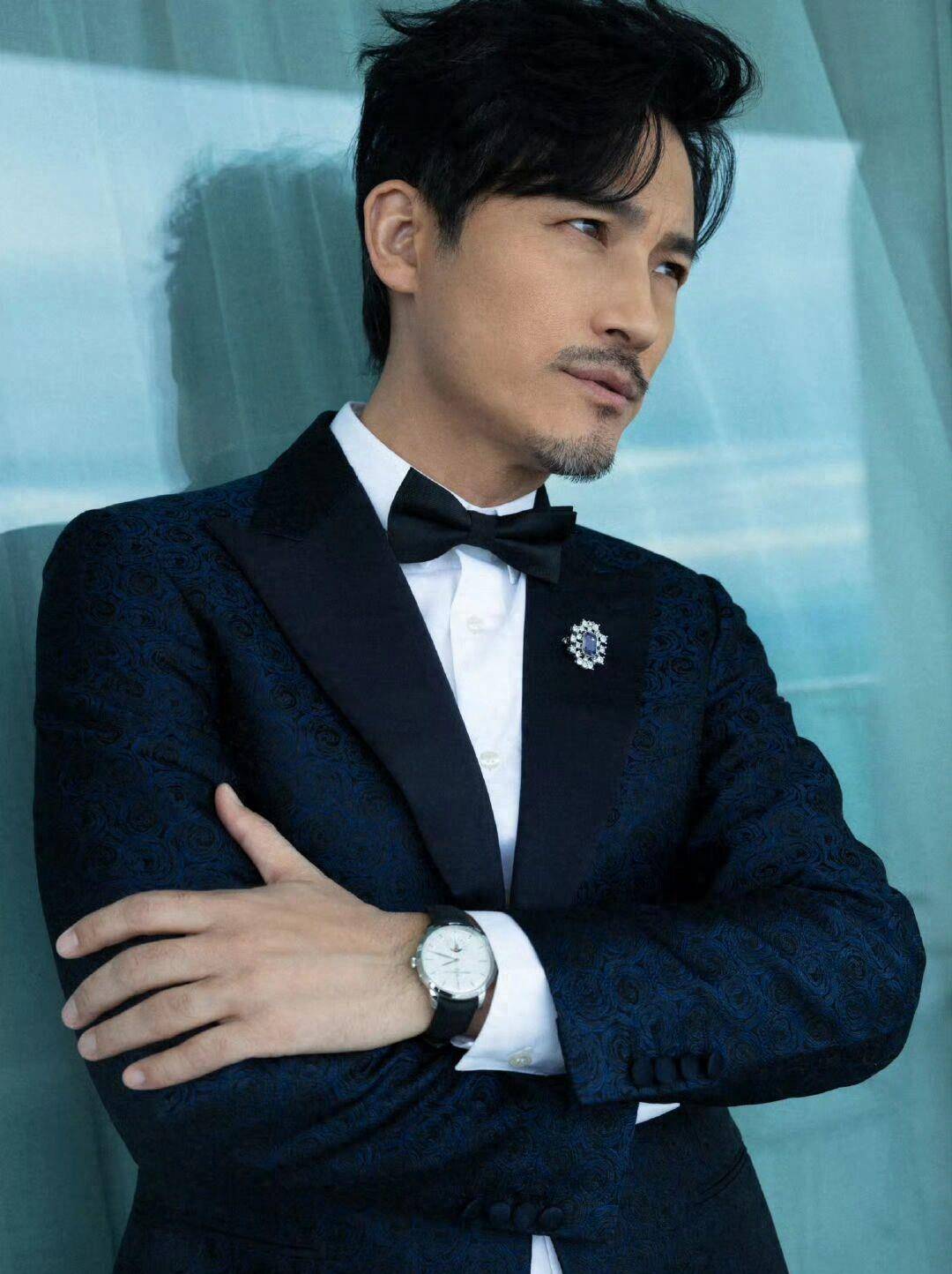 分手后耿乐很快与柯蓝走到了一起两人也通过戏剧结下了不解之缘