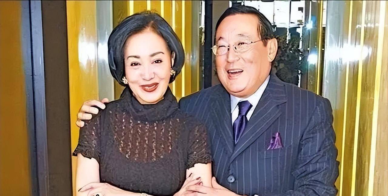 何莉莉与赵世光的爱情罗曼史_电影_丈夫_邵氏