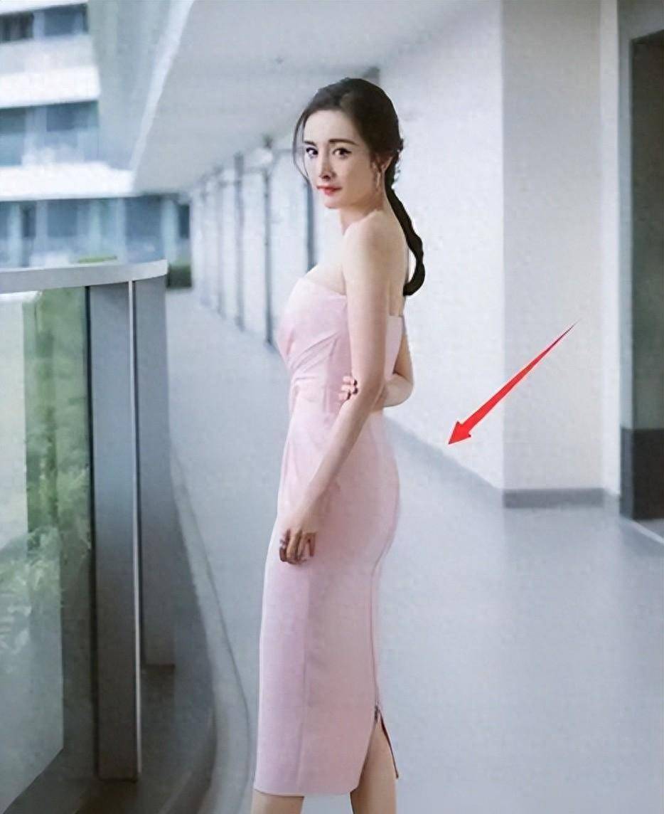 宋茜臀,海陆肩,这6位长腿女星也有明显的身材缺陷_杨幂_连衣裙_比例