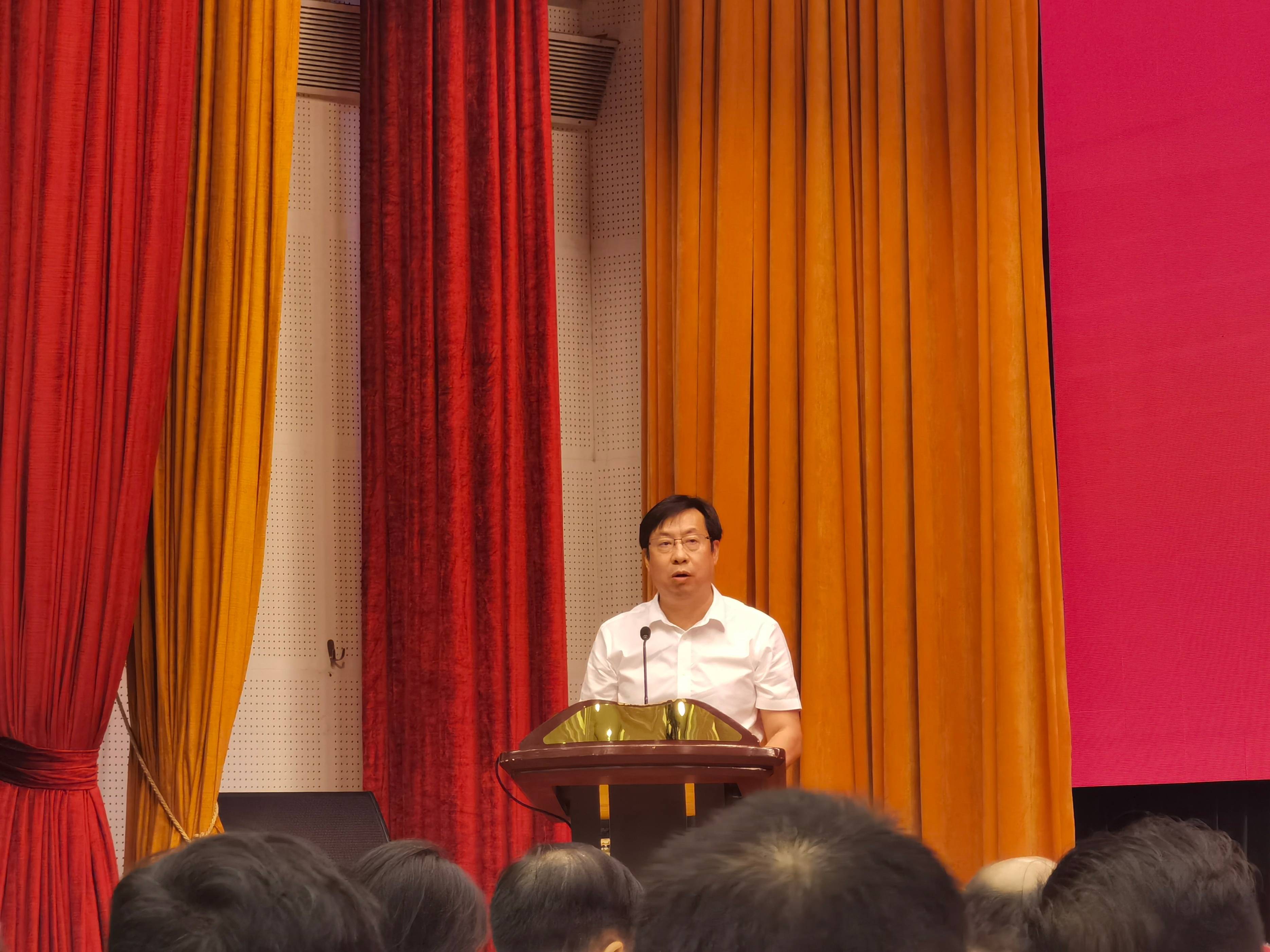 翠园中学校长郭玉竹获聘省督学并作发言,全省445人_教育工委_数学