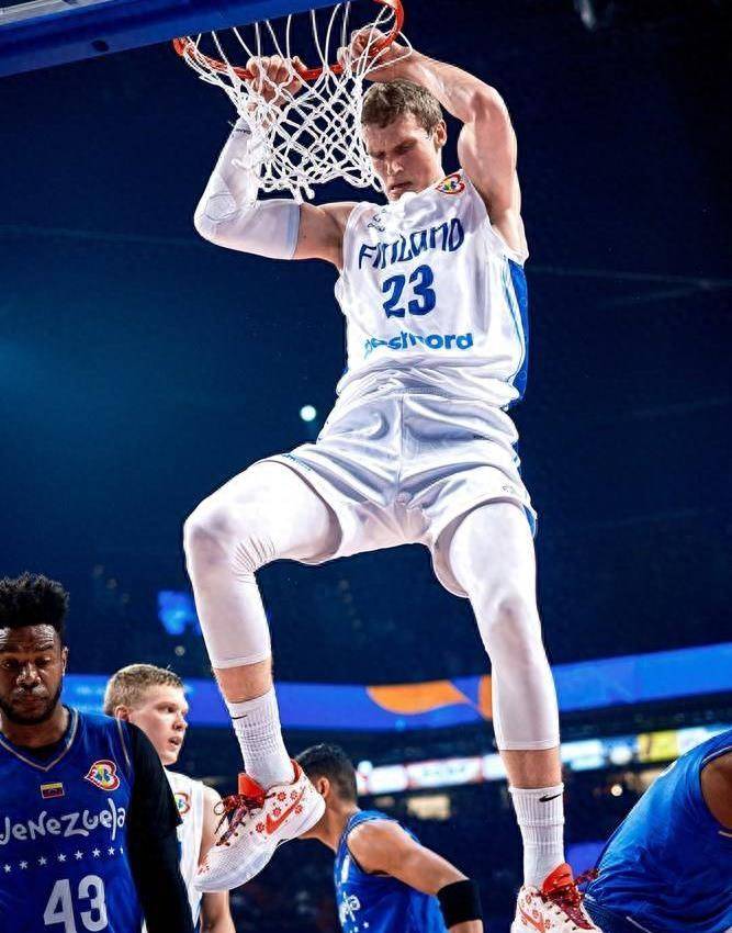 在2023年的原创世界杯上,南苏丹足球队迎来了他们历史性的时刻.