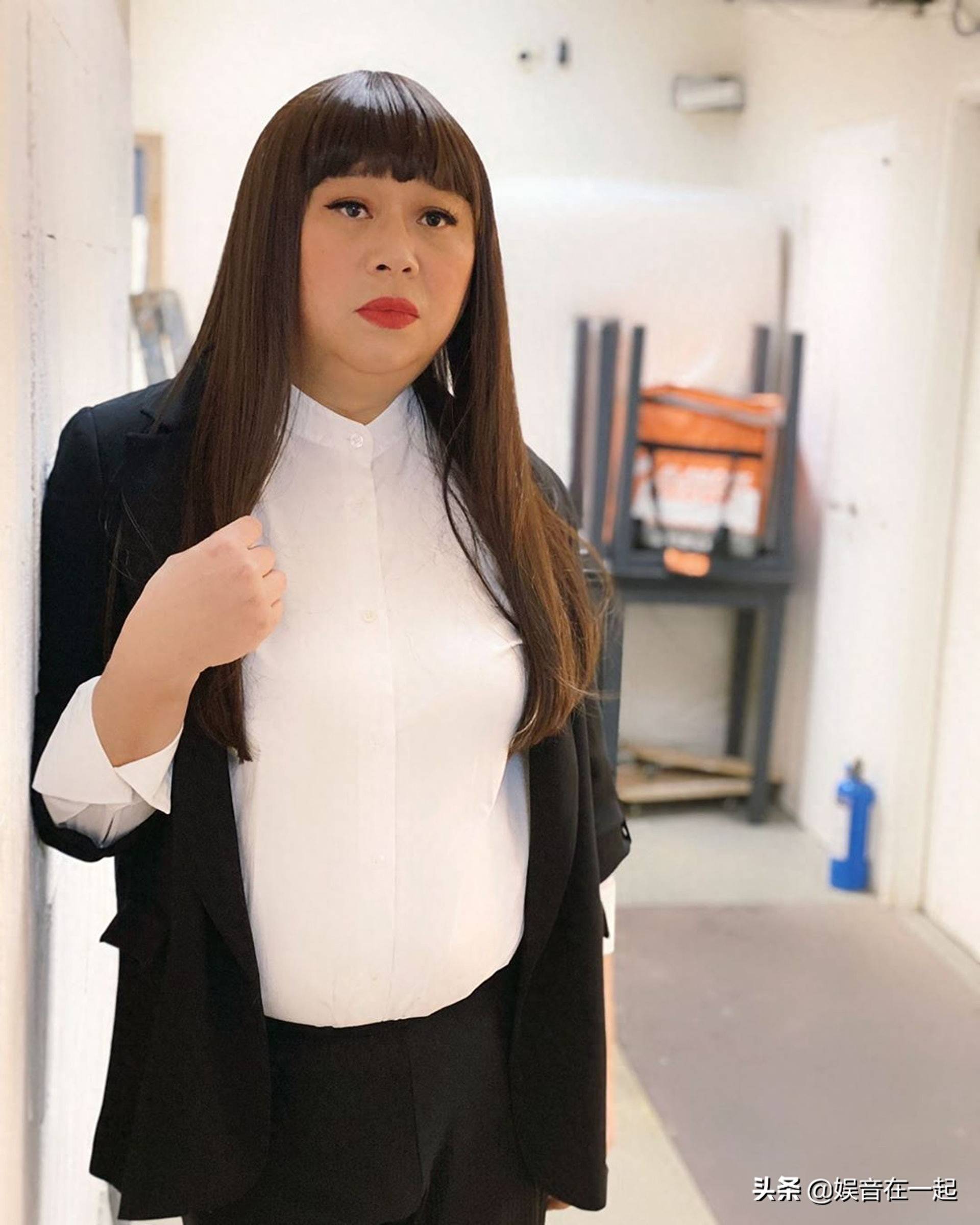 林盛斌以上只是部分tvb艺人在电视及综艺节目中男扮女装的表现,至于谁