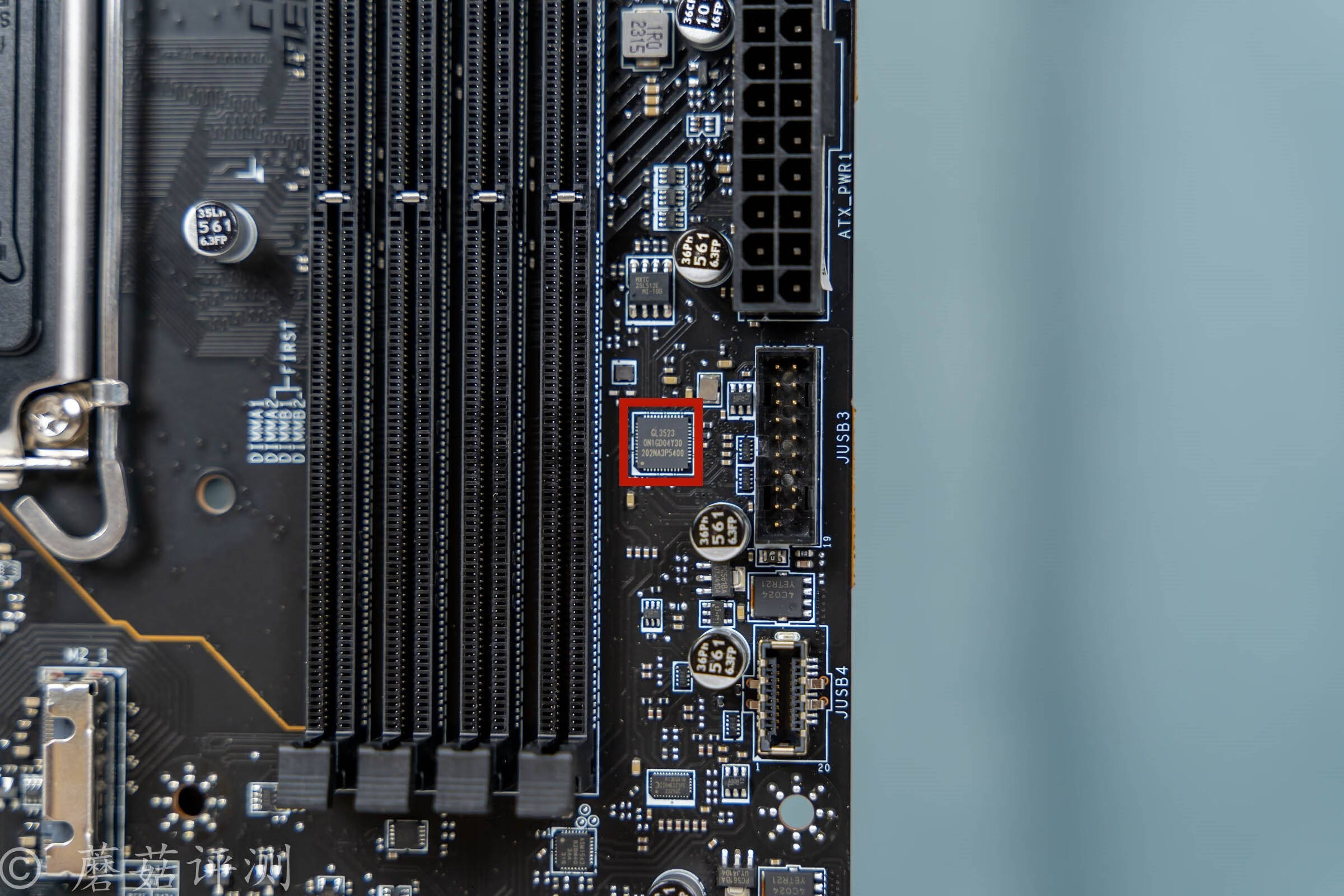 性能提升巨大,内存可以轻松稳定8000c36,微星z790刀锋ti max主板 拆解