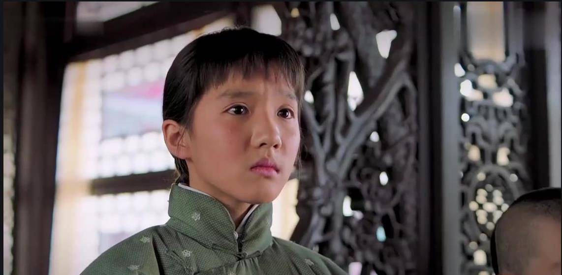 地娶了好几房小老婆,这让赵春桂十分气愤,在张作霖军队开入沈阳的时候