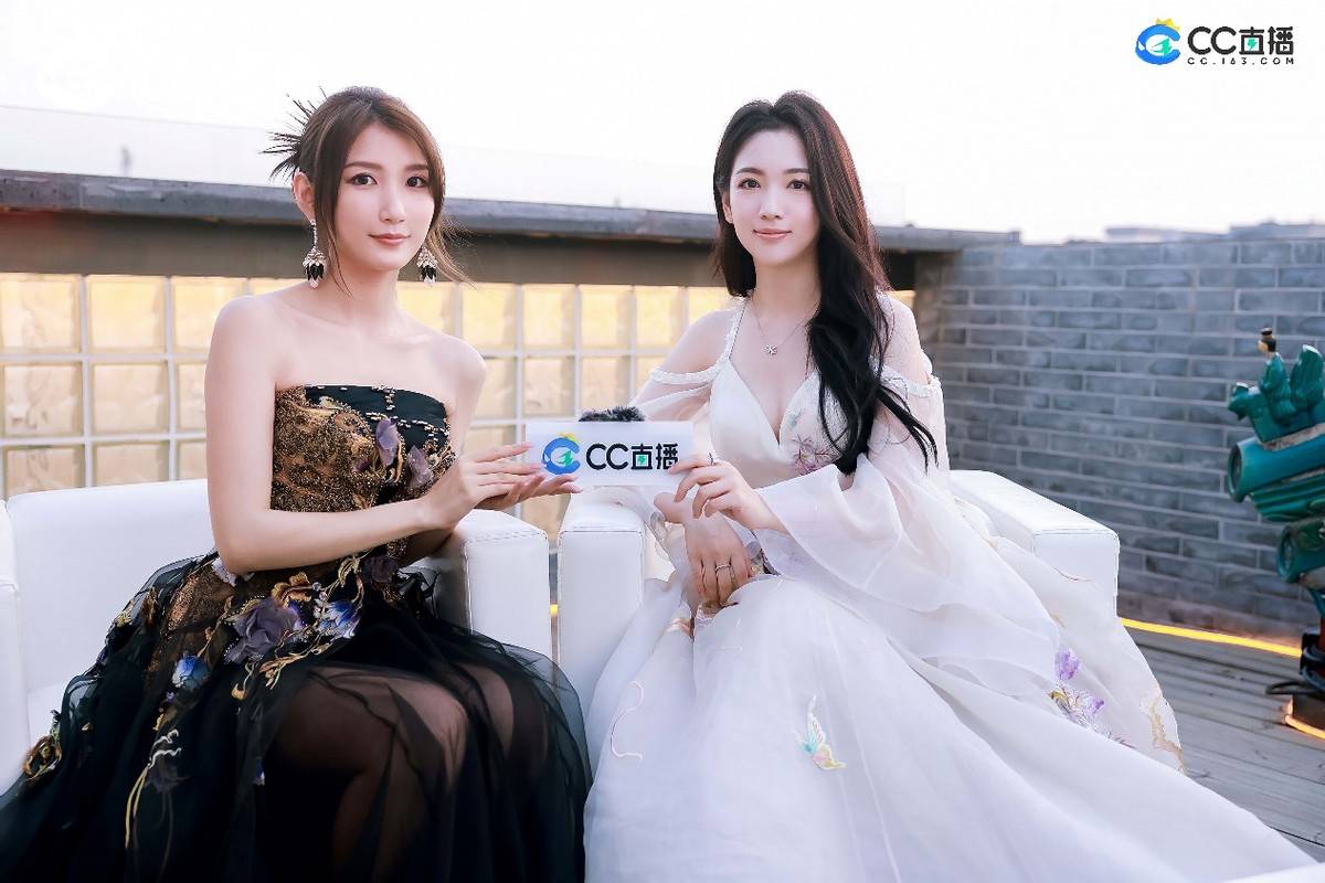 现场还有多位当红艺人亮相,包括实力演员杨蓉,李纯,陶红,代露娃