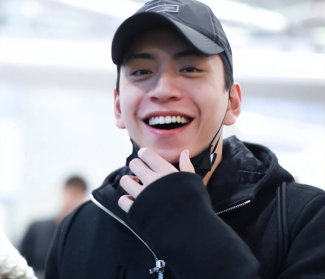 可见她和王大陆之间,似乎还有新的瓜