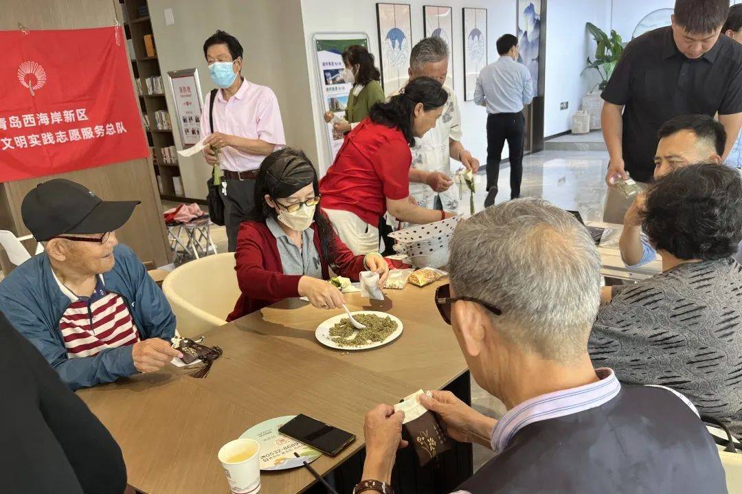 活动回顾 | 夏至情深 乐享安康——端午节走进悠然里康养社区
