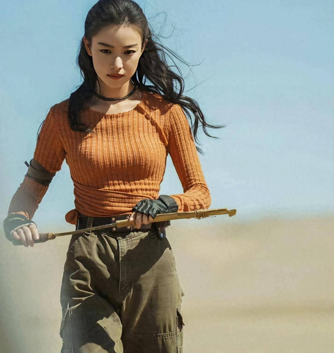 又美又飒的倪妮,新剧却被嘲"油腻",连电视都看不下去了_西出_玉门