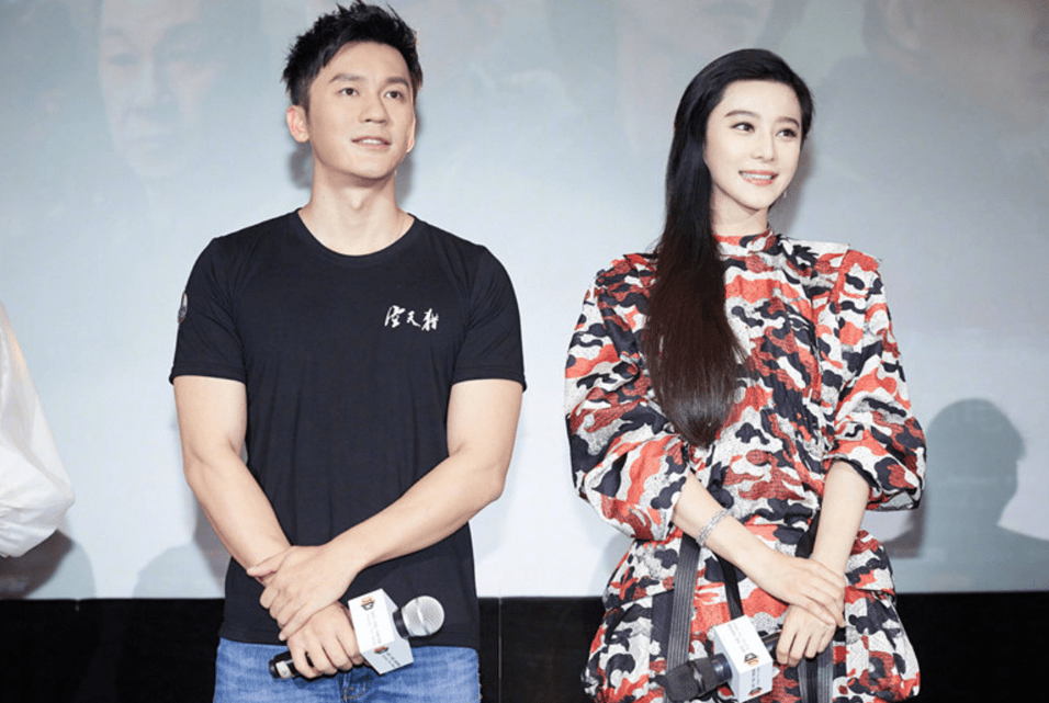 曝52岁闫妮出恋情,男方疑小7岁李晨,女方离异多年前男友小11岁_感情