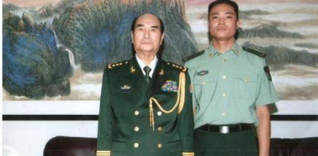 军队中什么级别才可以配“警卫员”？一般的级别还真配不了