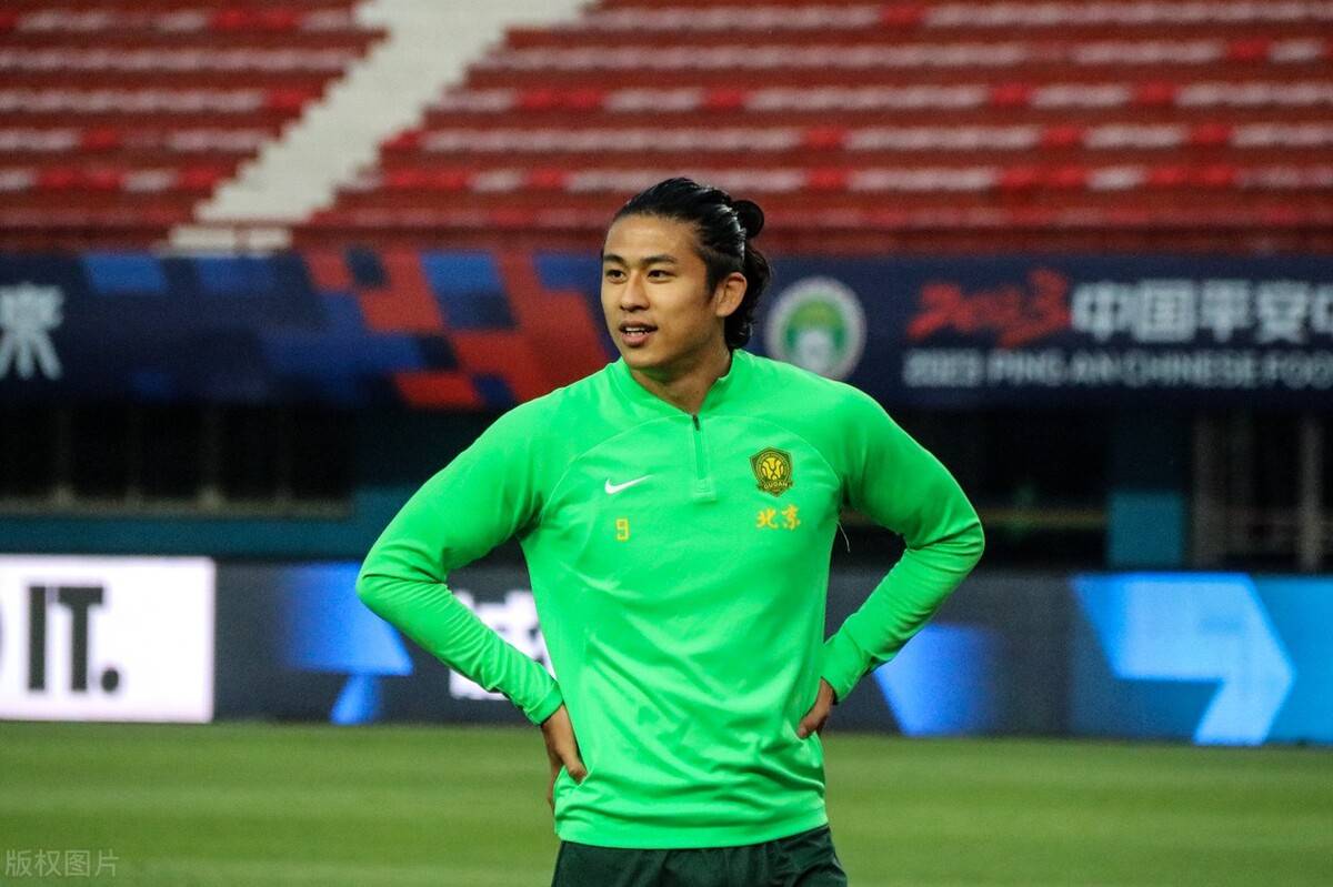 国足换血计划曝光,5将驰援国足,留洋前锋或取代艾克森_张玉宁_球员