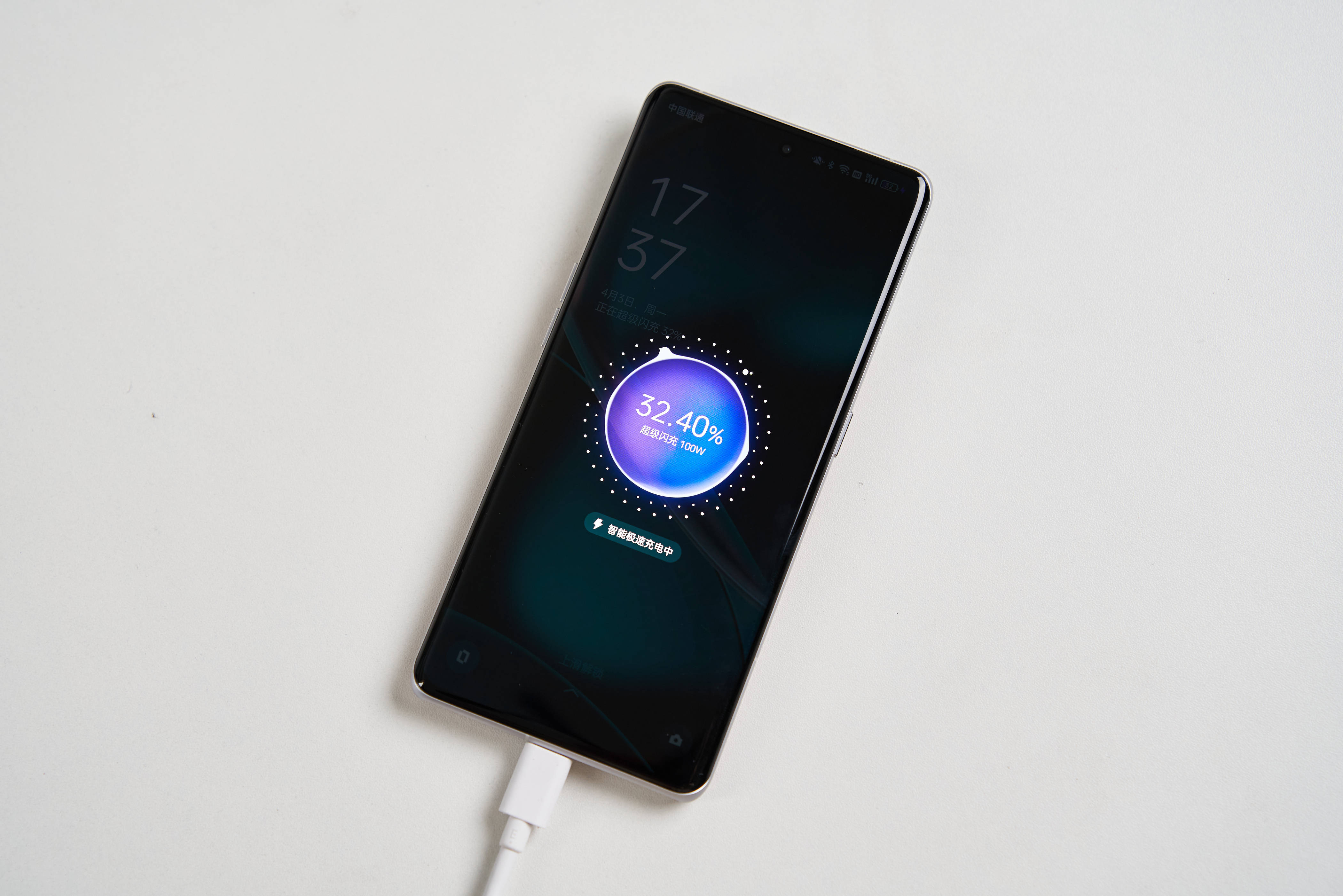 设置80%充电上限来保护电池容量?苹果不如好好升级电池技术!