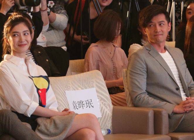 胡歌女儿奴属性实锤!看女儿照片落泪,转行纯属无稽之谈