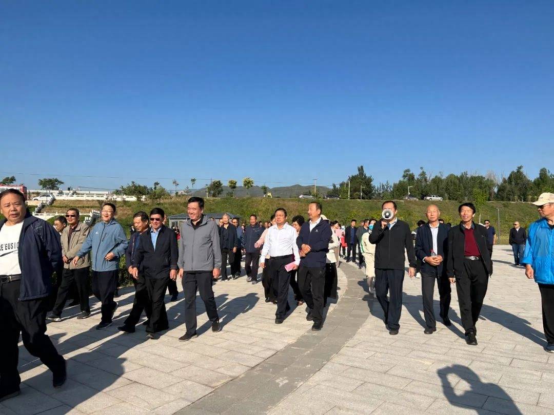 副县长成坚经济开发区党工委书记,管委会主任刘大鹏文水县组织全县离