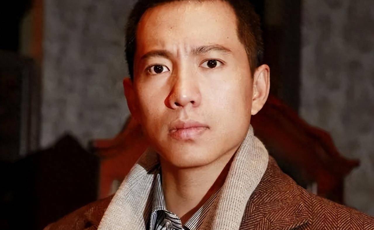 著名演员谷智鑫:34岁被马踩,孕妻8年一把屎一把尿伺候_生活_严重_事故