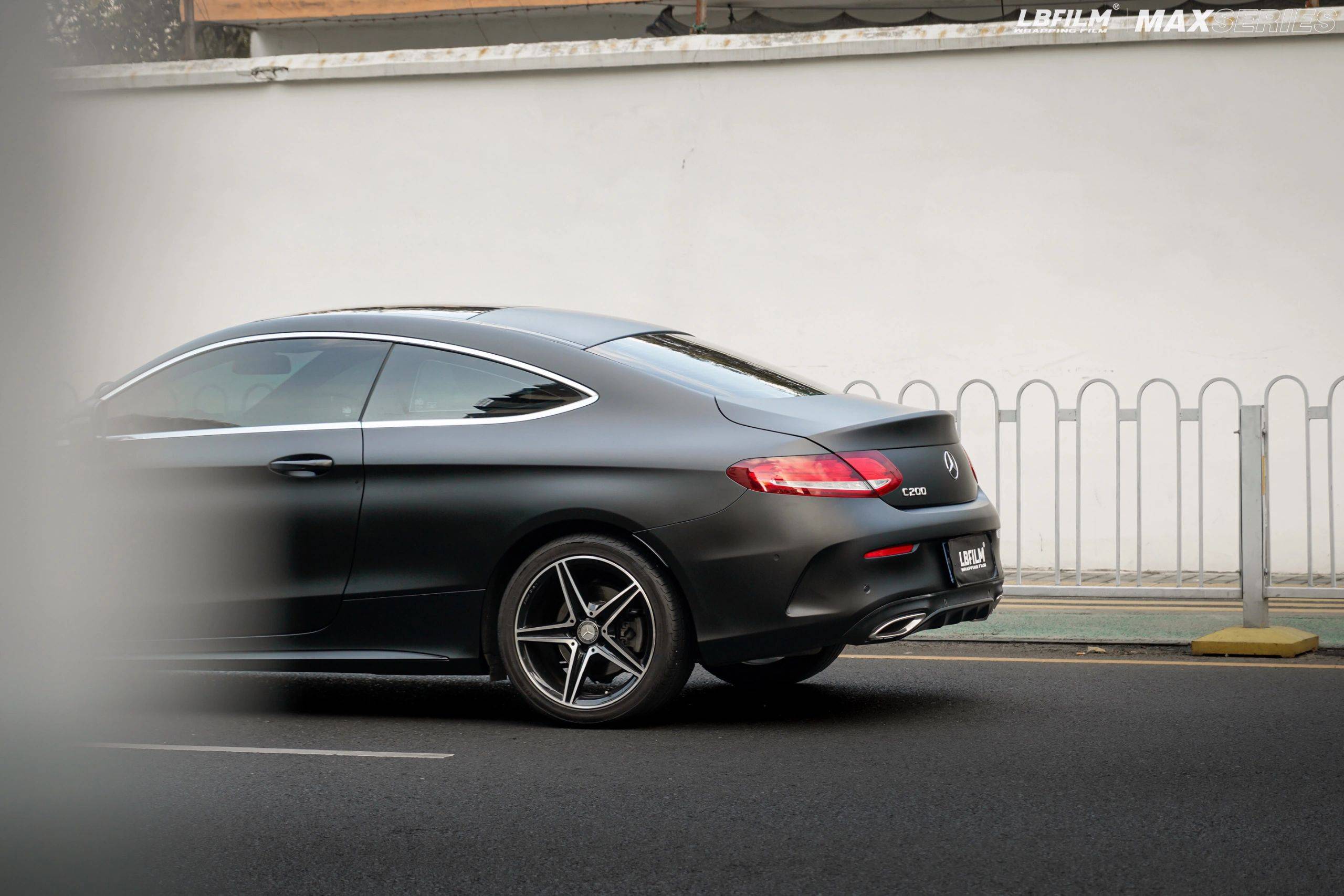 lb改色膜原厂漆山灰,低调的磨砂质感_搜狐汽车_搜狐网