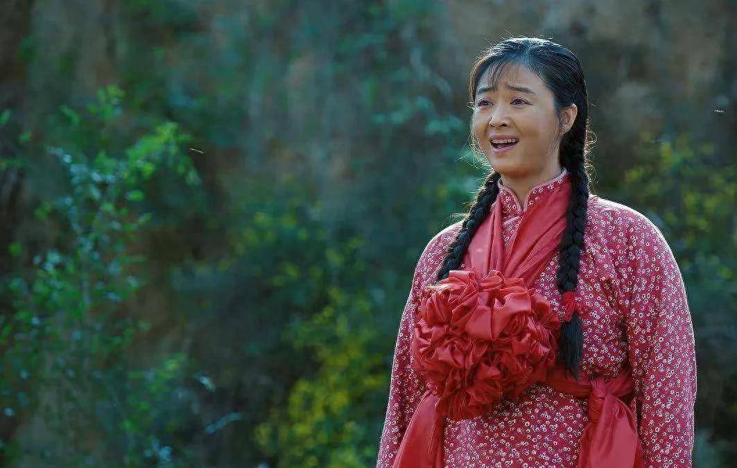 蒋欣成就了华妃木婉清樊胜美,却败在了女强人上!
