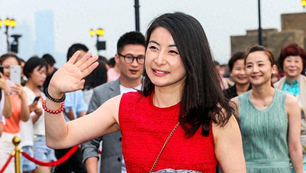 正式上任,郭晶晶提拔亮相新职务,级别超过周继红_跳水_中国_生活