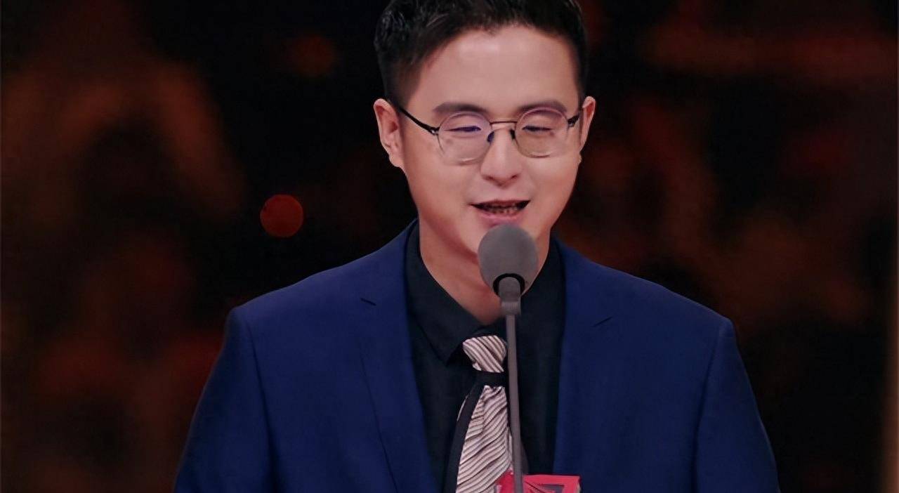 记得停留数日还是回家了,骆歆再次发文:我那次感慨说的不是他_管泽元