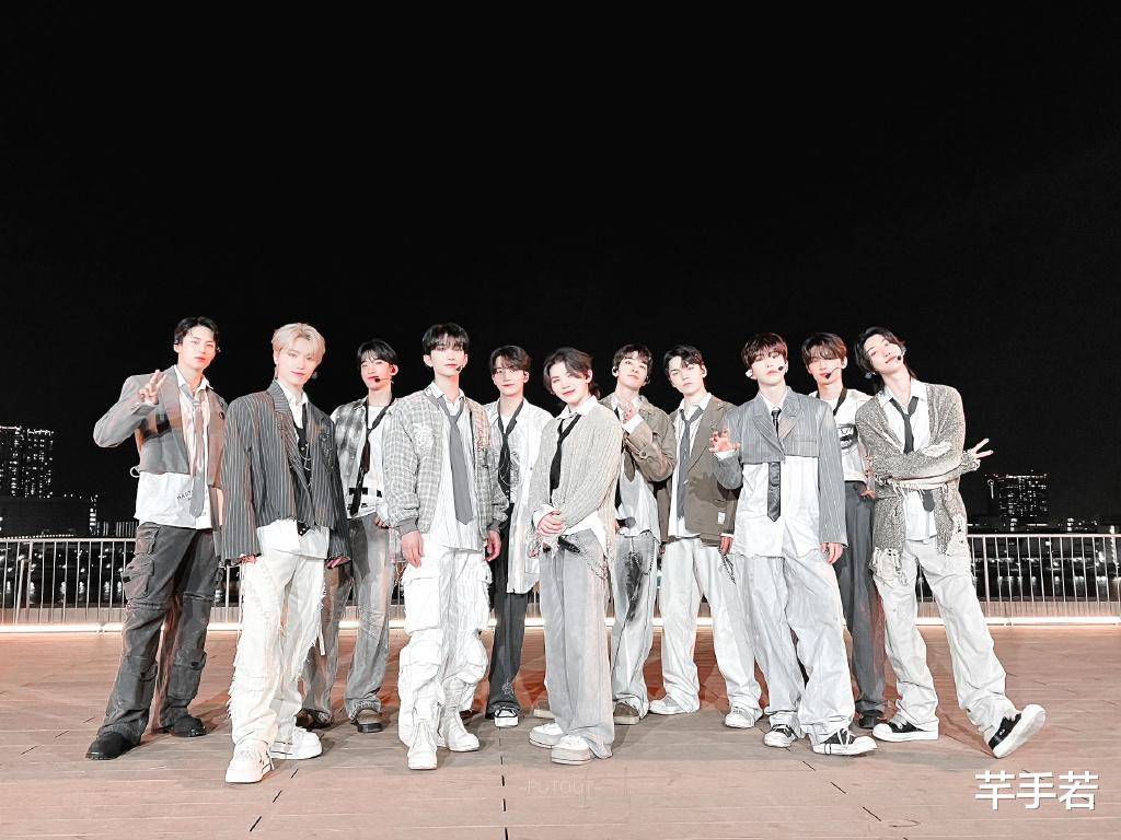 seventeen预告出现长城,粉丝洗白了一下午,p社打脸粉丝选择道歉_进行