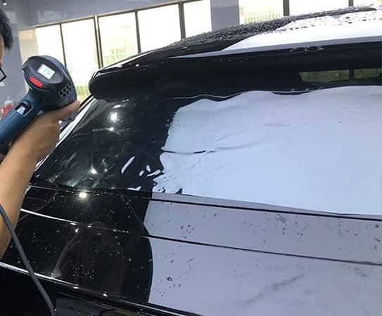 汽车后档有加热丝能贴膜吗,如何避免损坏加热丝